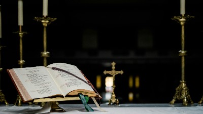 immagine-articolo-messa-di-suffragio-per-i-defunti-e-per-le-vittime-di-tutte-le-guerre